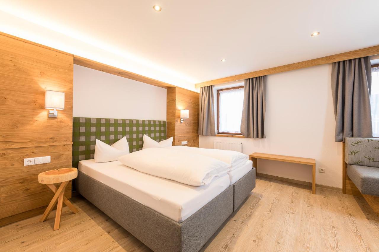 Tuxerstuebl Hotel Bagian luar foto