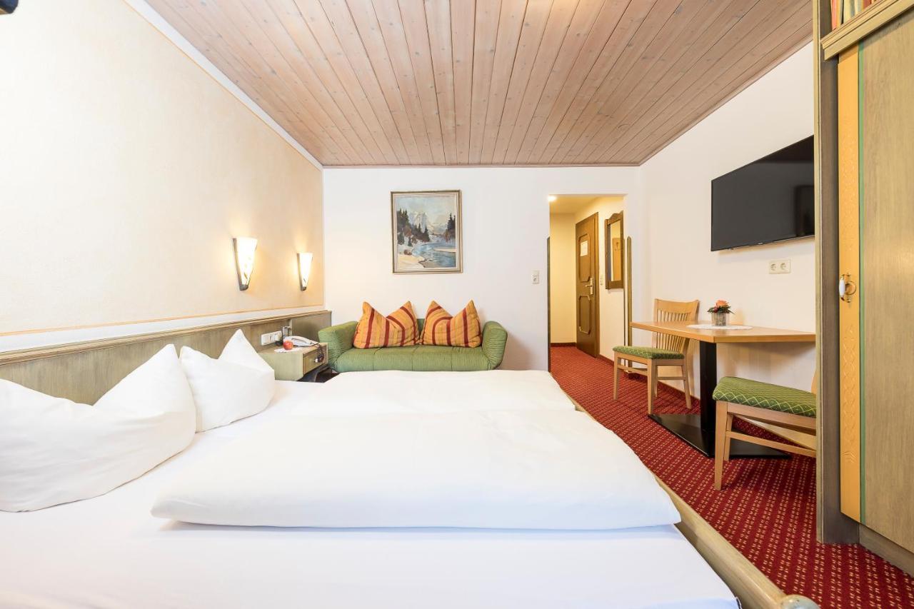 Tuxerstuebl Hotel Bagian luar foto