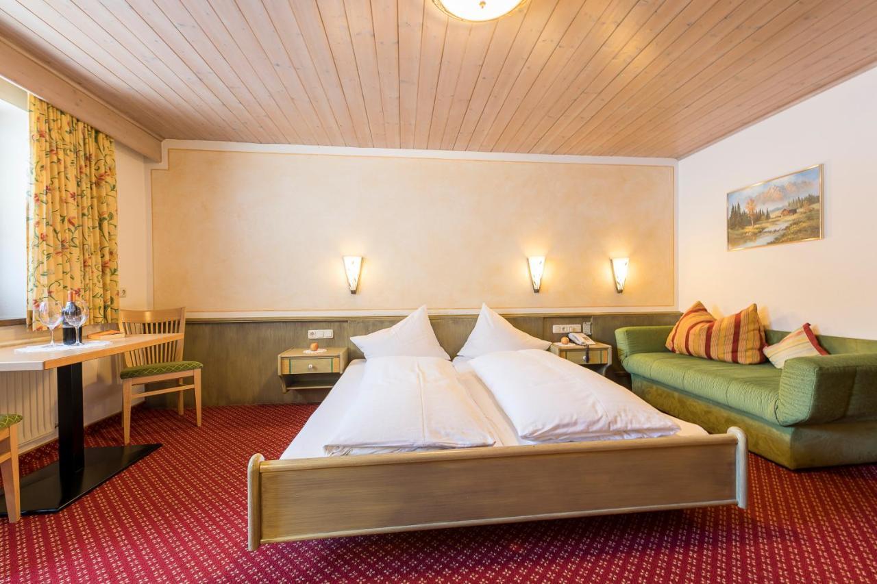 Tuxerstuebl Hotel Bagian luar foto
