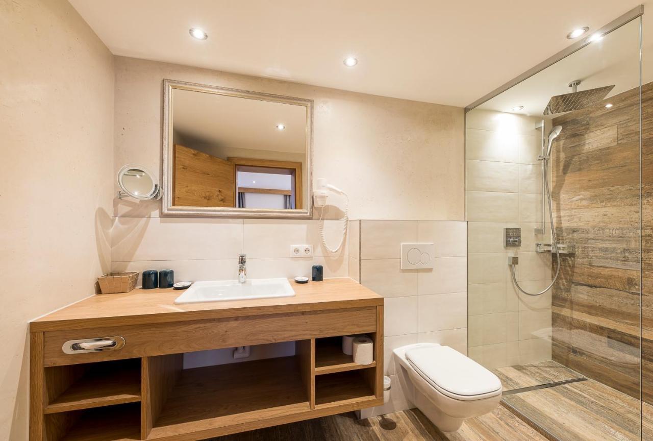 Tuxerstuebl Hotel Bagian luar foto