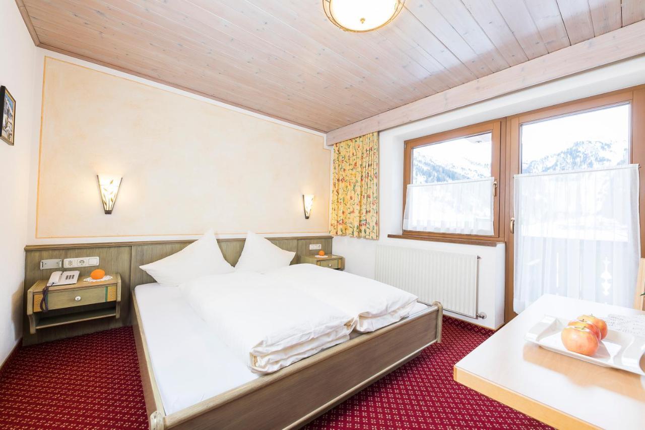 Tuxerstuebl Hotel Bagian luar foto